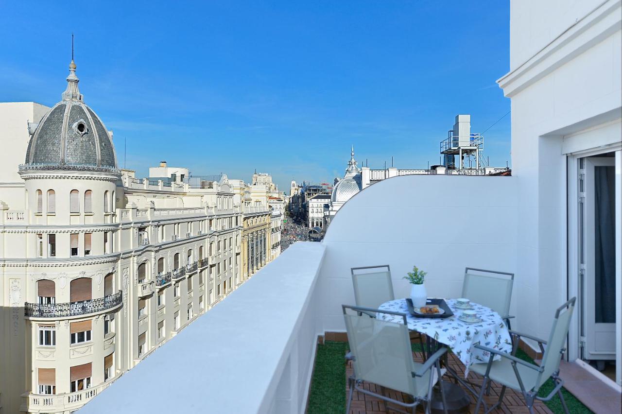 Homeabout Puerta Del Sol Premium Madrid Kültér fotó